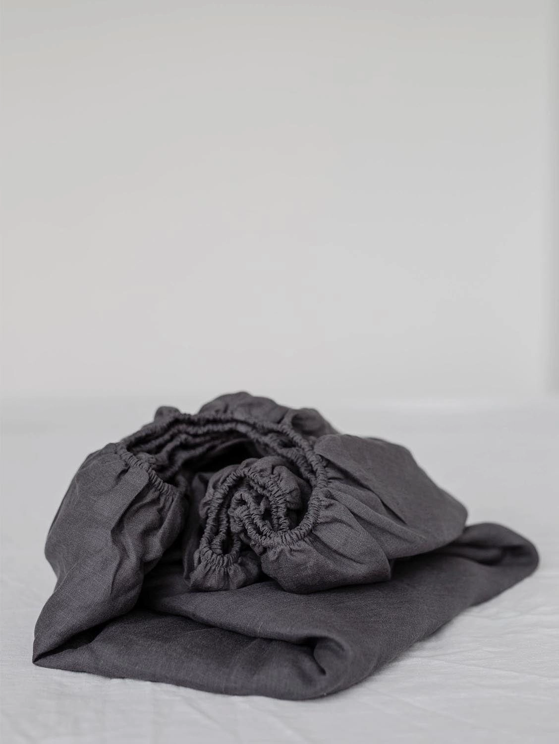 Linen Fitted Sheet | Charcoal