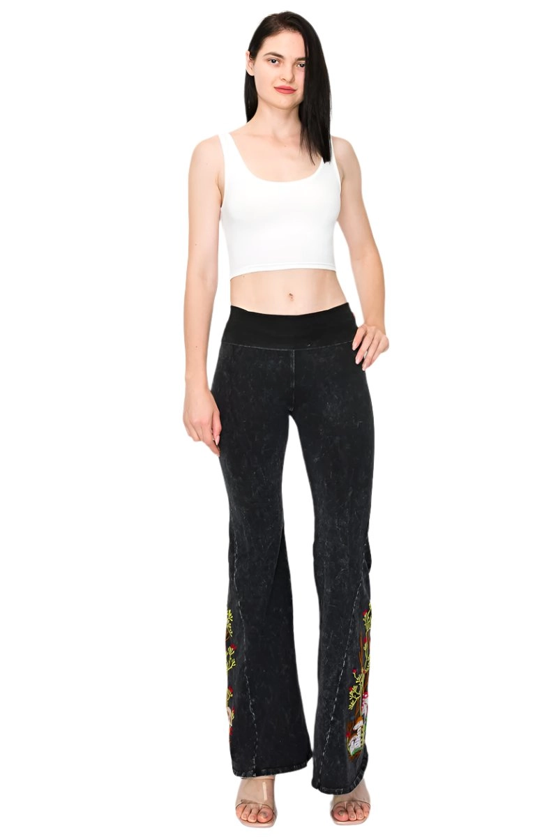 T-Party Mineral Washed Mushroom Embroidery Yoga Pant 7207CJ208