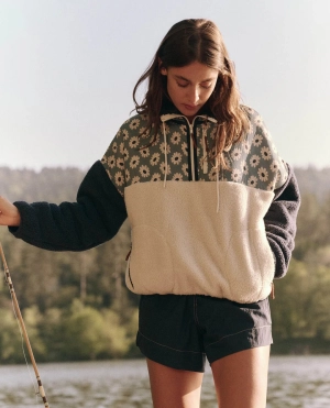 The Great Outdoors - Plush Terrain Half Zip Falling Daisy Colorblock