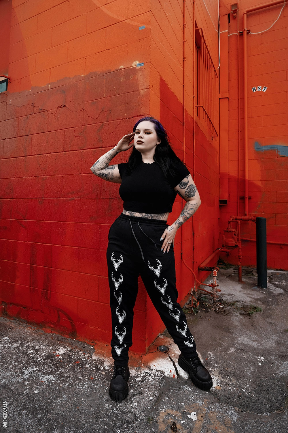 Wendigo Skull Joggers